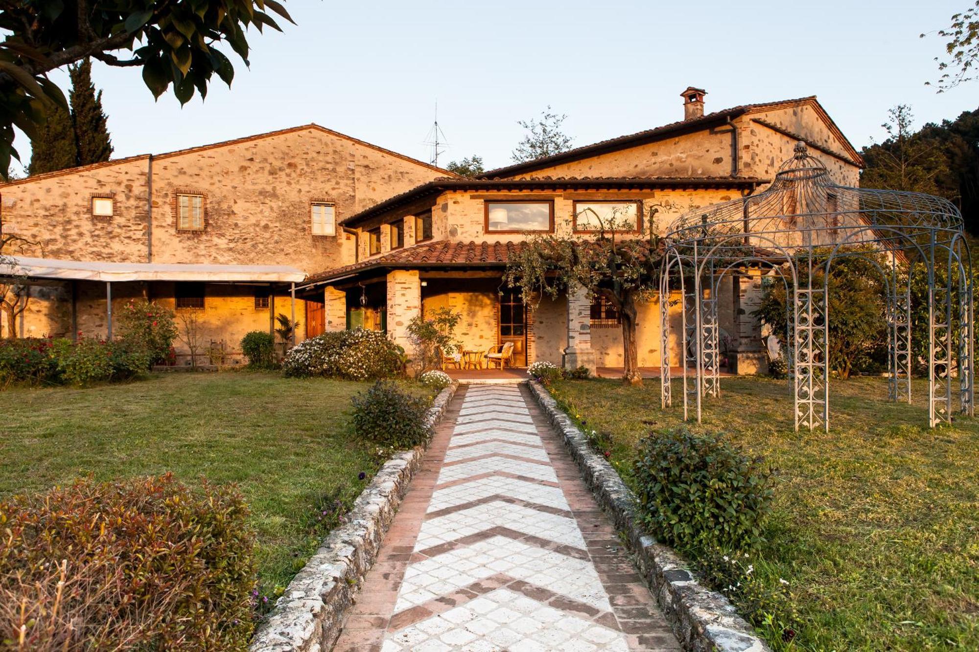 Bernardone Hotel Camaiore Eksteriør billede
