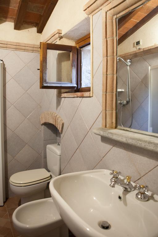 Bernardone Hotel Camaiore Værelse billede